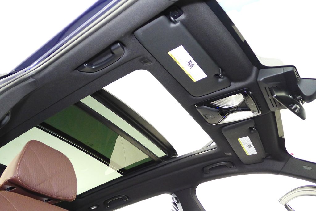 Thumbnail: 2024 BMW X5 - 18