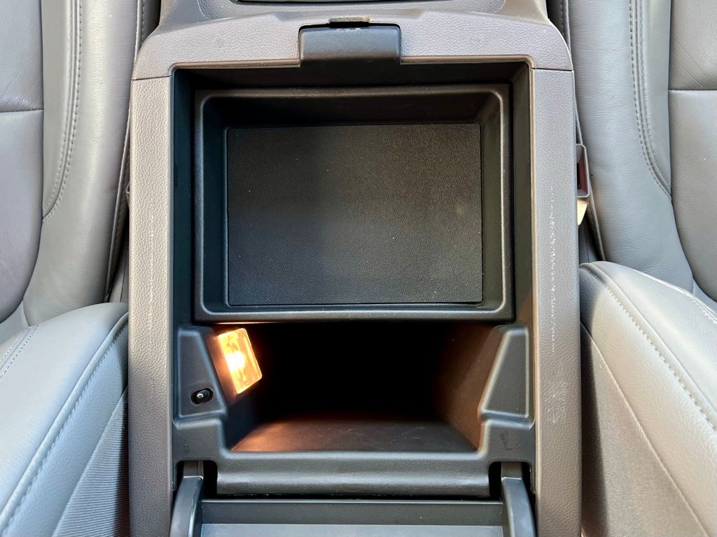 2021 Chevrolet Traverse LT Leather photo