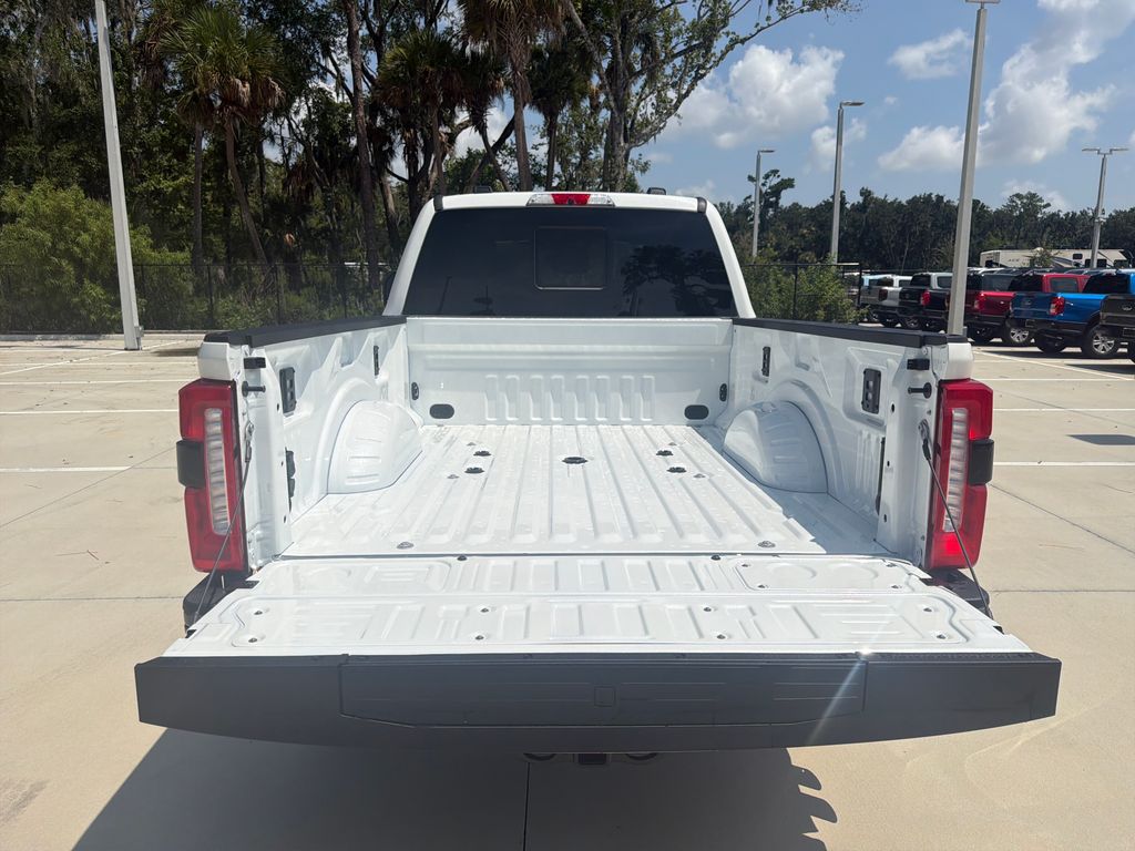 New 2026 White Ford King Ranch image 30