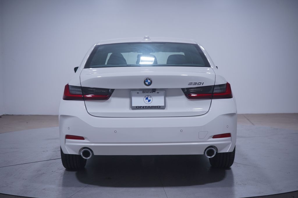2025 BMW 3 Series 330i 5