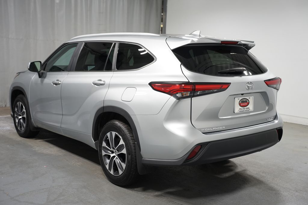 2023 Toyota Highlander XLE 6