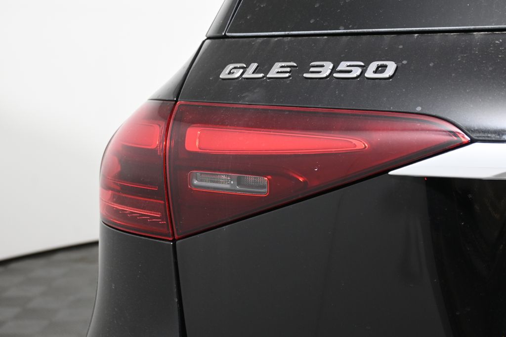 Thumbnail: 2026 Mercedes-Benz GLE - 12