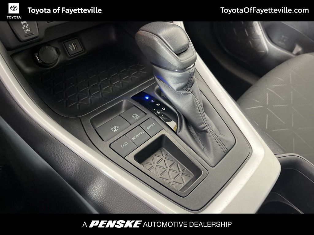 Thumbnail: 2024 Toyota RAV4 - 31