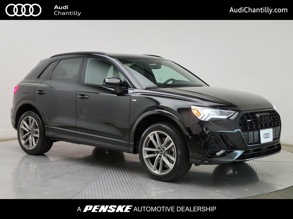 Thumbnail: 2023 Audi Q3 - 1