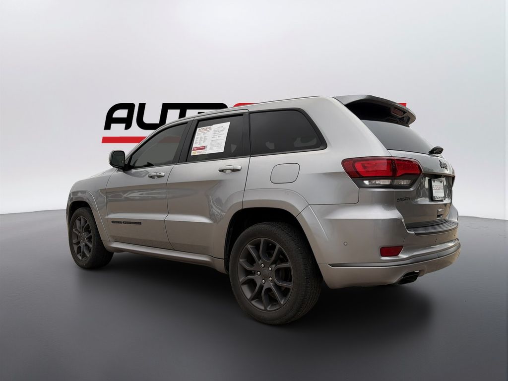 Used 2020 Silver Jeep Overland image 3