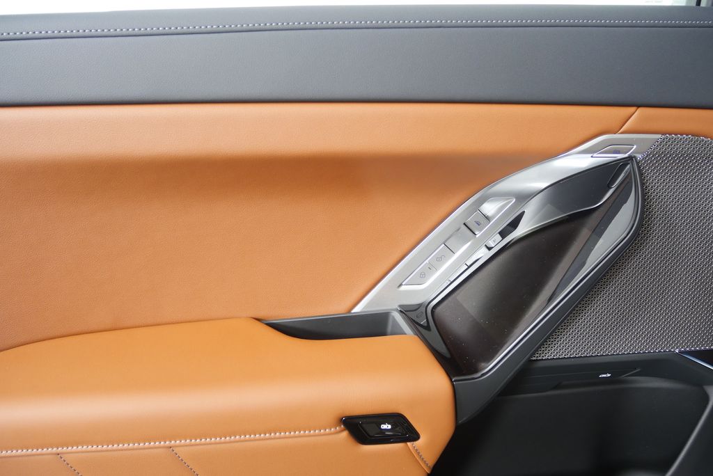 Thumbnail: 2026 BMW i7 - 13