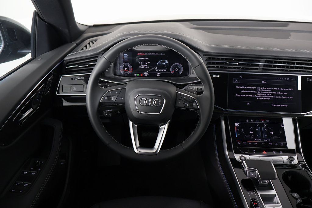 Thumbnail: 2026 Audi Q8 - 3