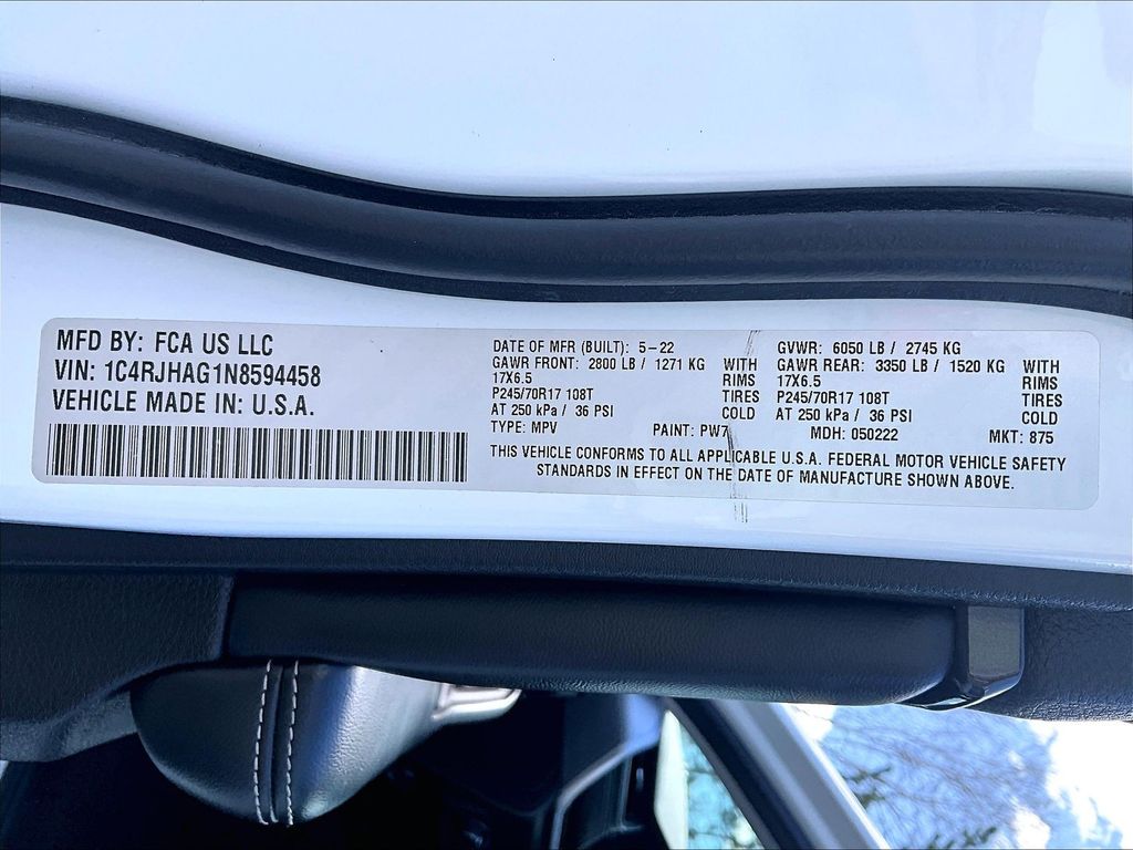 2022 Jeep Grand Cherokee — photo 34