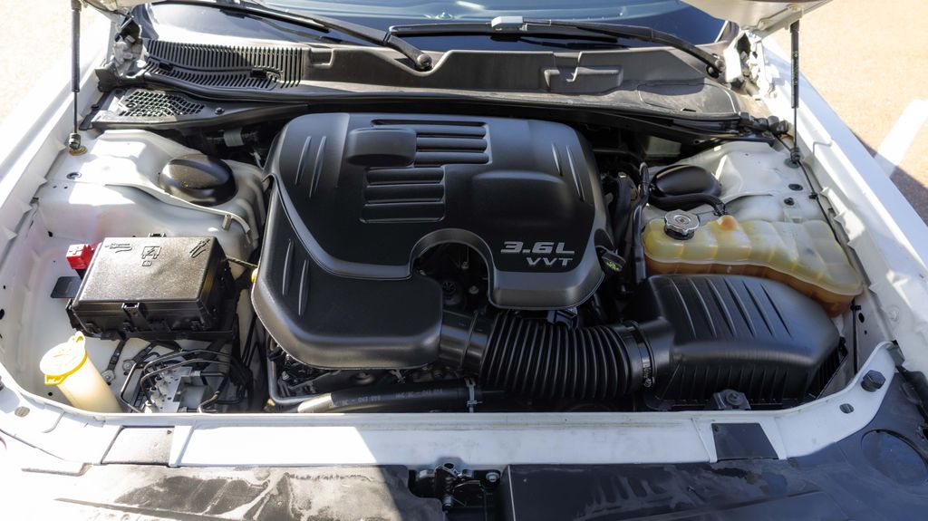 Used 2019 Dodge Challenger SXT 2D Coupe