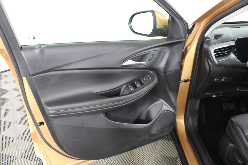 Used 2025 Buick Encore GX for sale in 