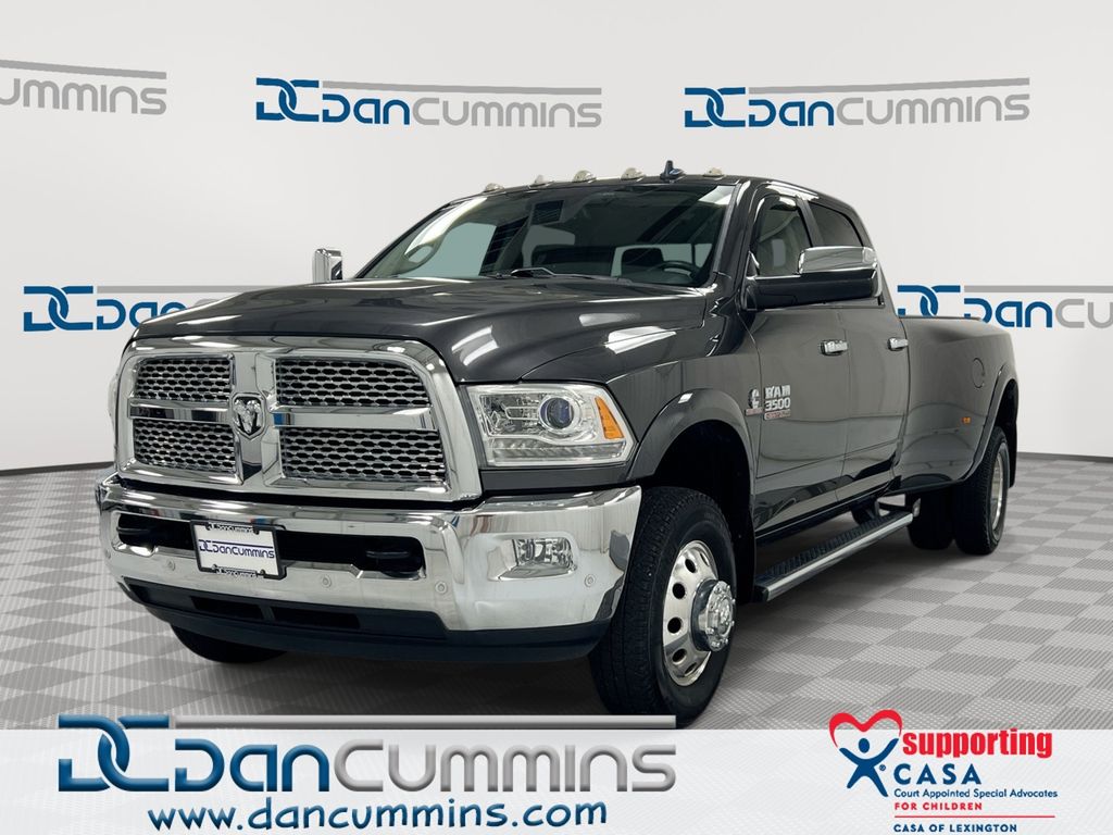 2016 RAM 3500 Gris (Granite Crystal Metallic Clearcoat) Camioneta Todo terreno 6 velocidades Automática