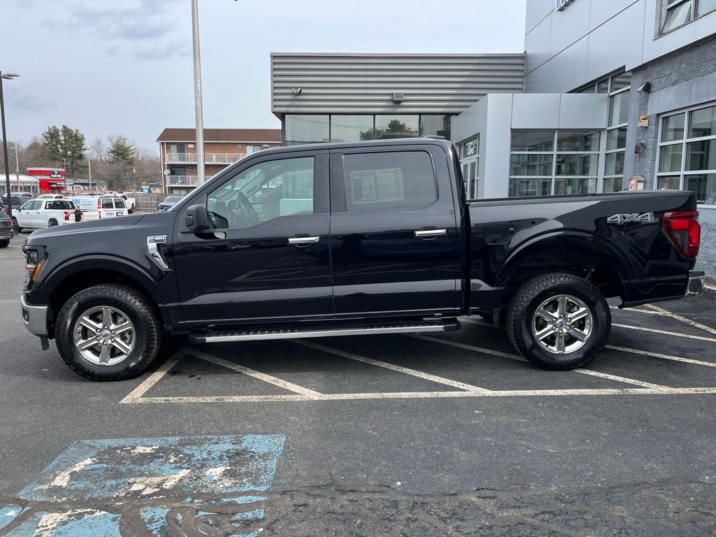 View vehicle photo 3