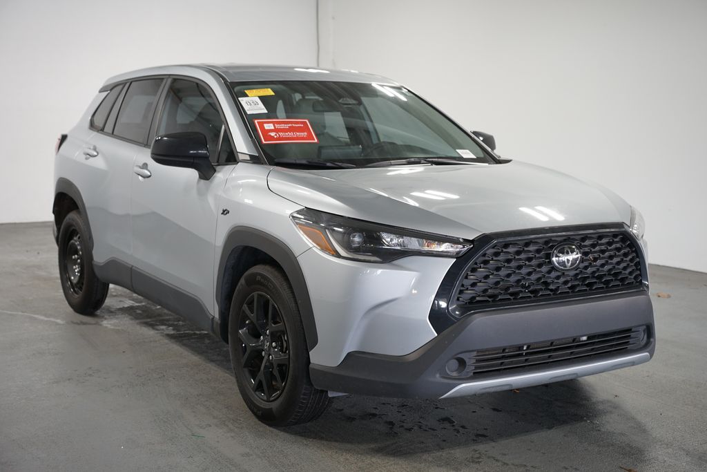 Thumbnail: 2025 Toyota Corolla Cross - 3