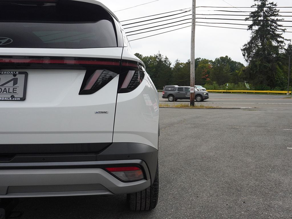 Used 2025 White Hyundai Limited image 20