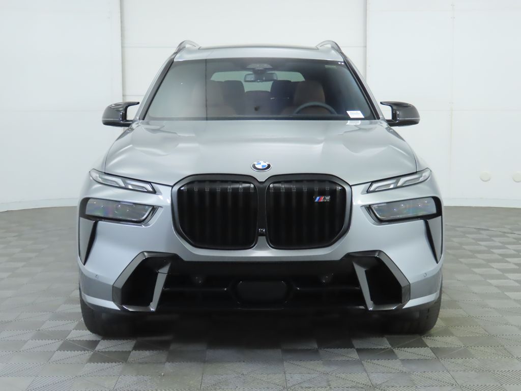 2026 BMW X7 M60i 2