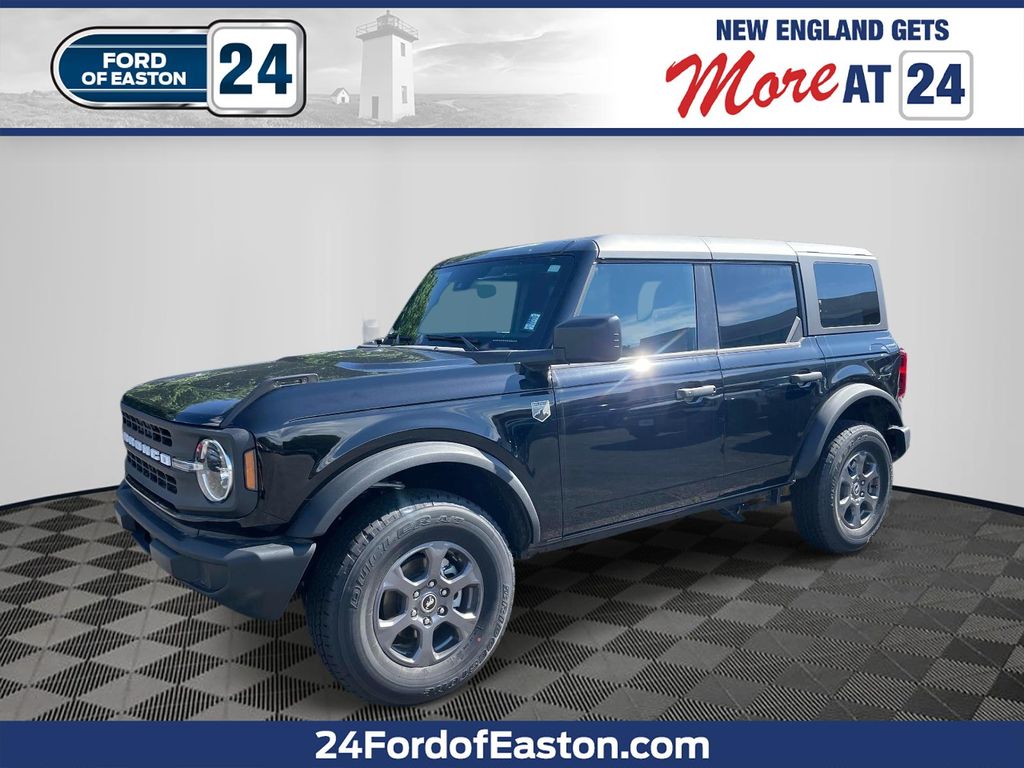 Shadow Black 2026 Ford Bronco SUV / Crossover Four-Wheel Drive Automatic