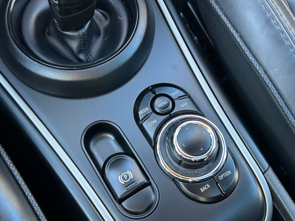 Thumbnail: 2023 MINI Cooper Countryman - 28