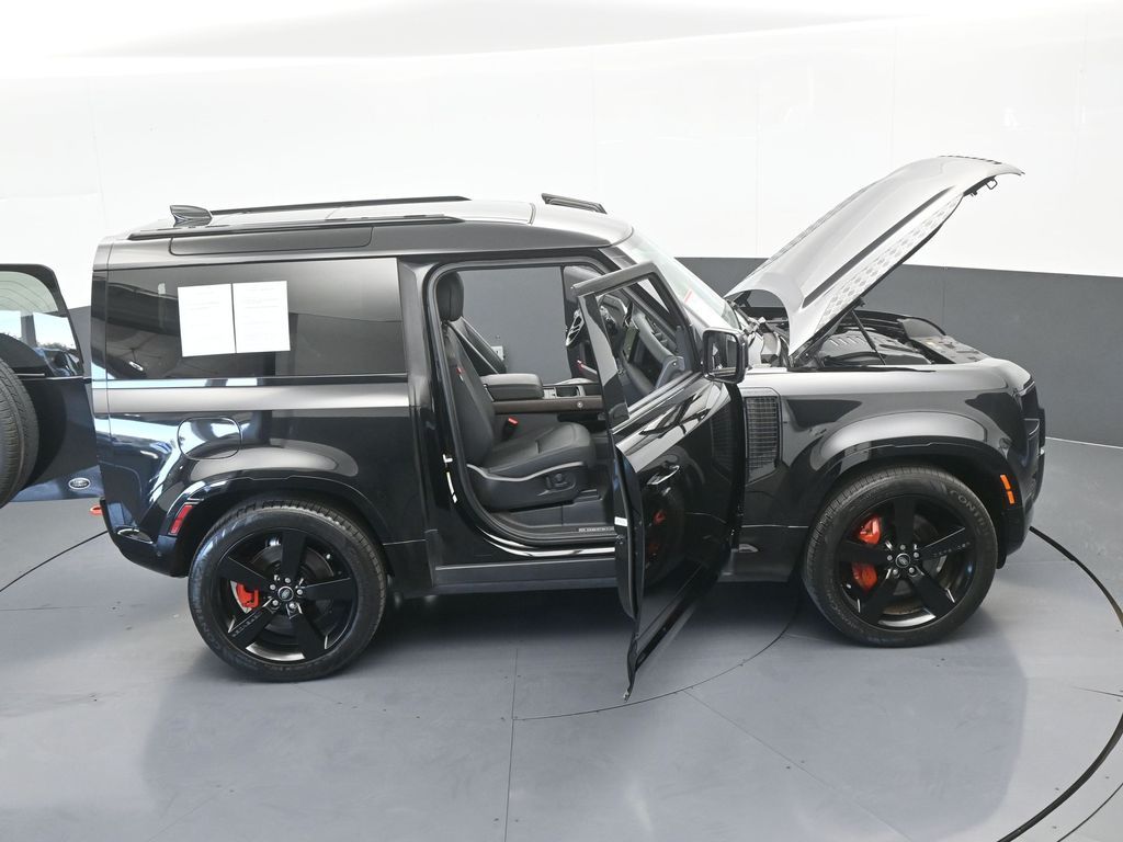 Used 2023 Black Land Rover X image 70