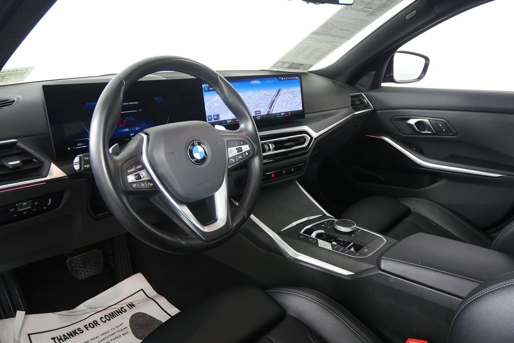 Thumbnail: 2024 BMW 3 Series - 12