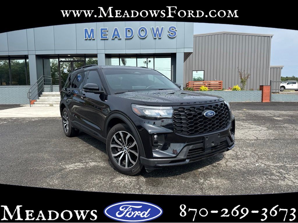 Agate Black Metallic 2026 Ford Explorer SUV / Crossover All-Wheel Drive 10-Speed Automatic