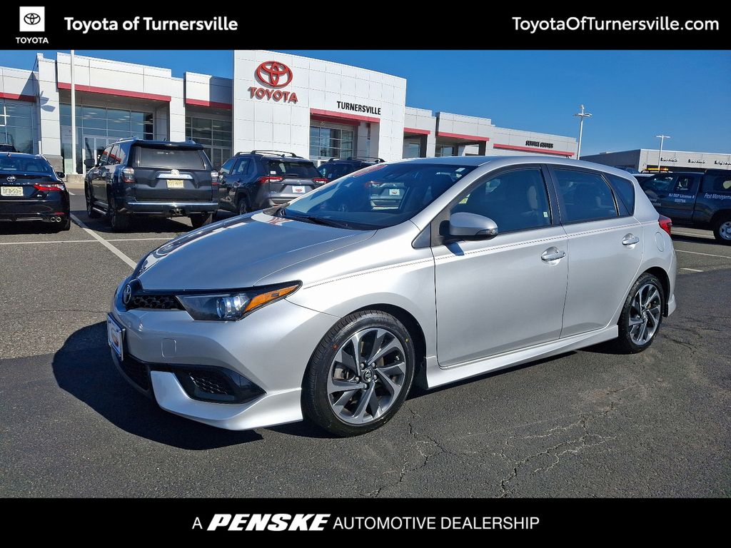 2017 Toyota Corolla iM Base -
                Turnersville, NJ