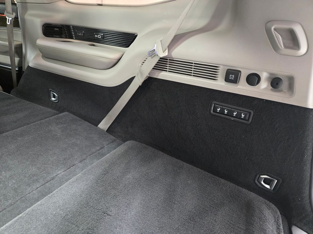 2022 Jeep Grand Wagoneer Series II - Photo 52