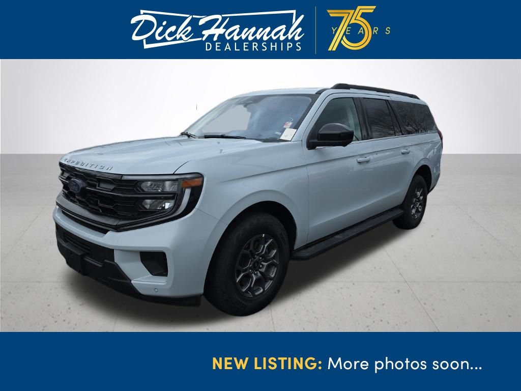 Silver Metallic 2025 Ford Expedition MAX Active 4WD SUV / Crossover Four-Wheel Drive Automatic