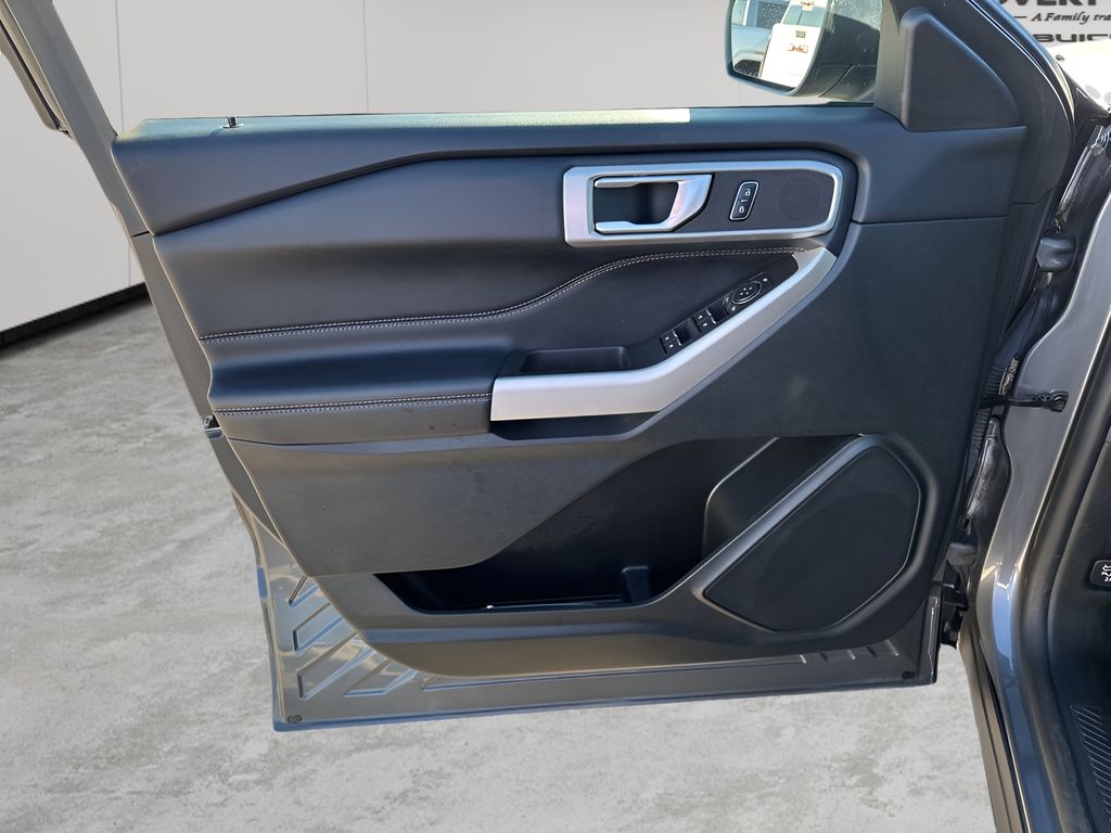 Used Car 2023 Ford Explorer  Xlt For Sale Under $30,000 In Austin, Texas