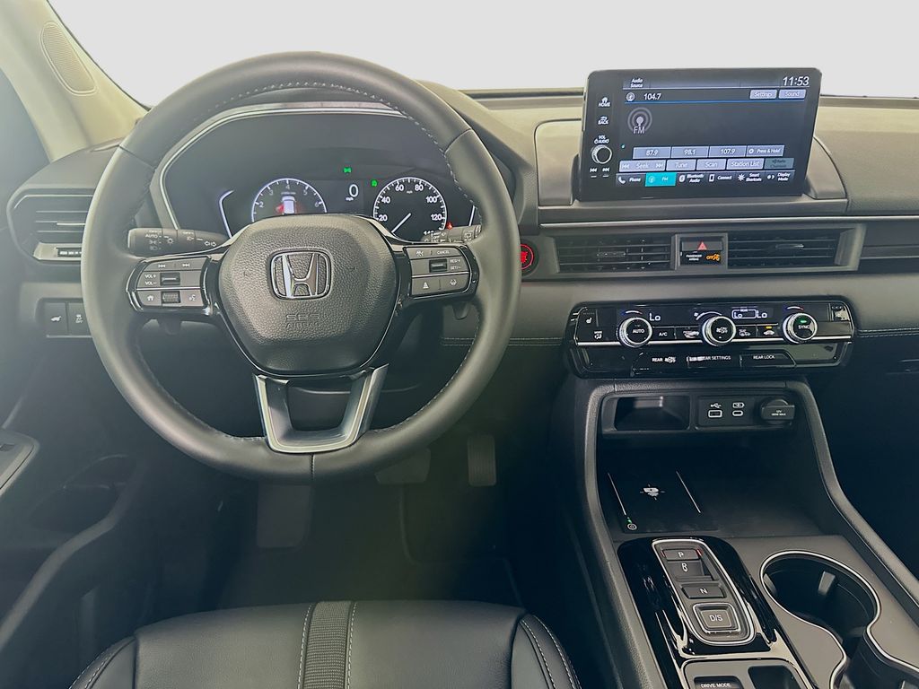 Thumbnail: 2025 Honda Pilot - 17