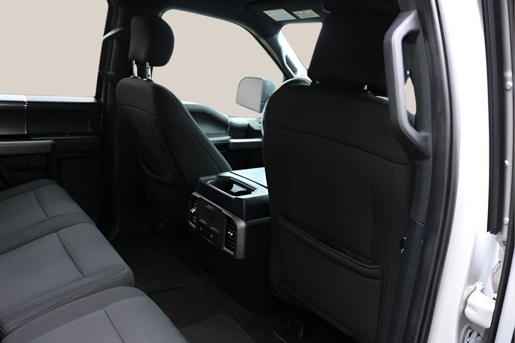 Used 2019 Silver Ford XLT image 17