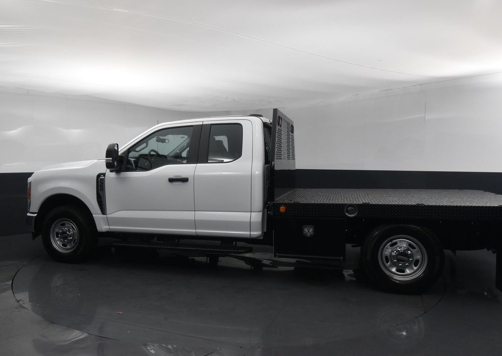 2023 Ford F-350 XL