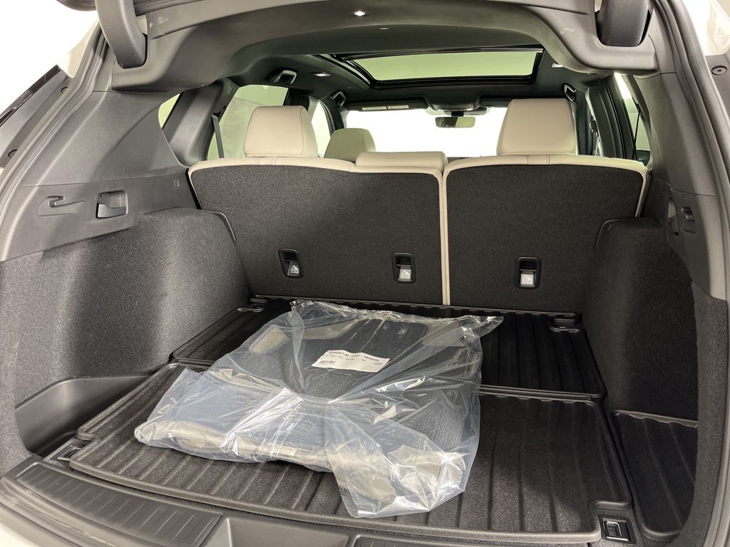 Thumbnail: 2026 Acura RDX - 20