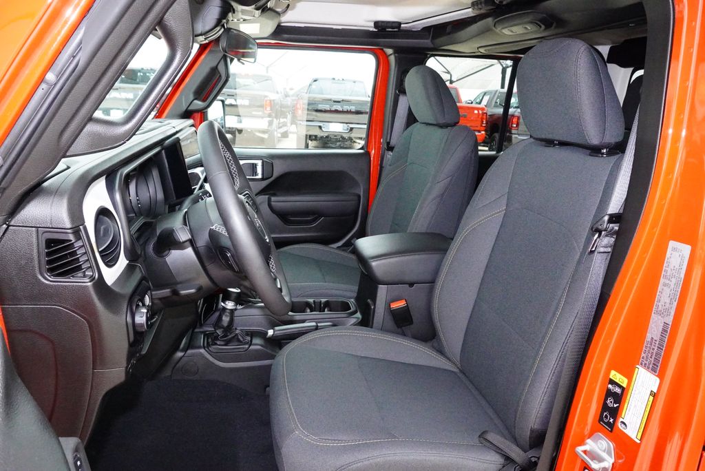 Used Car 2025 Jeep Gladiator  Sport S For Sale Under $40,000 In Weatherford, Texas