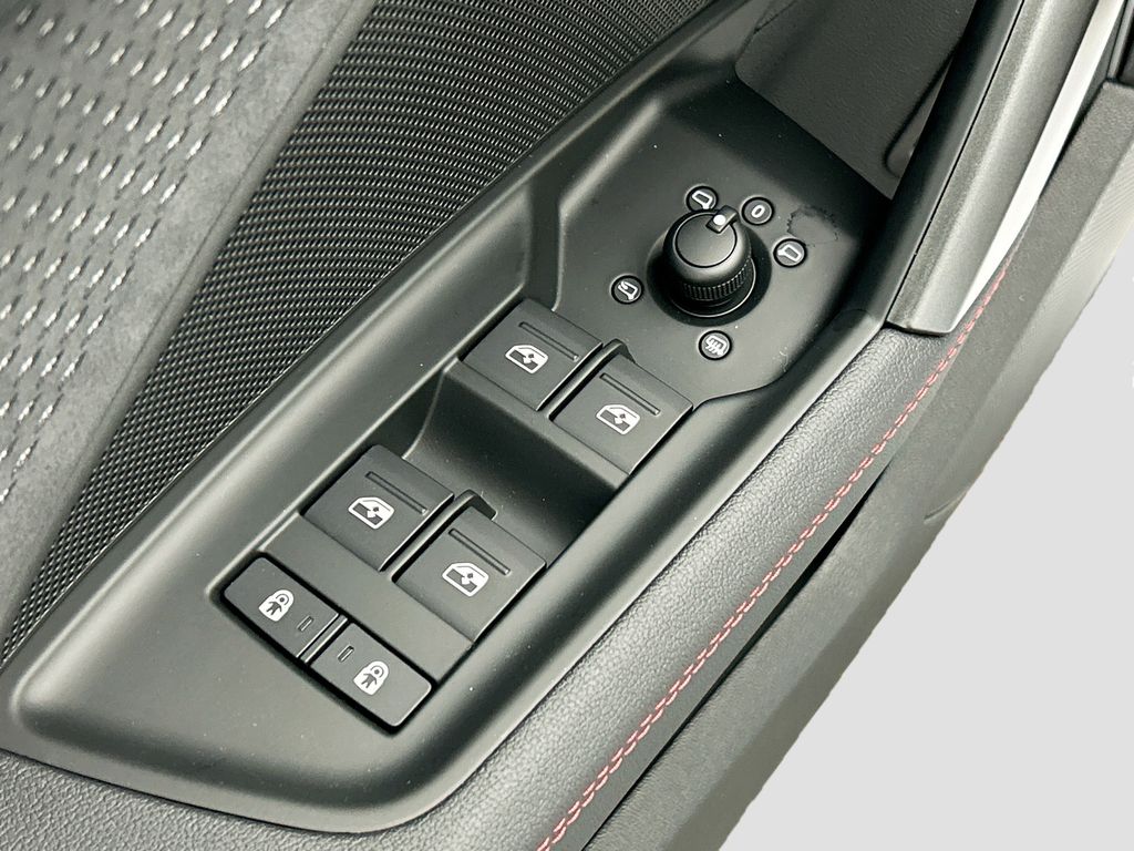 Thumbnail: 2026 Audi RS 3 - 22