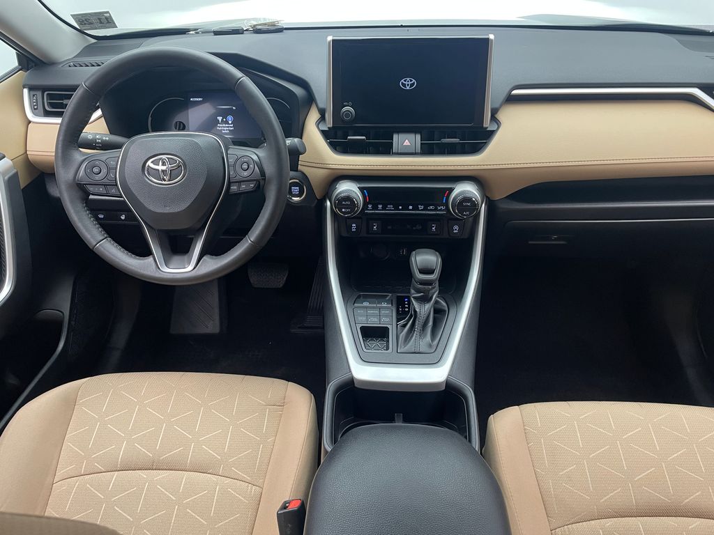 Thumbnail: 2024 Toyota RAV4 - 19