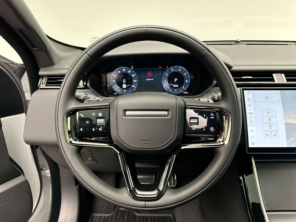 2026 Land Rover Range Rover Velar Dynamic SE 13