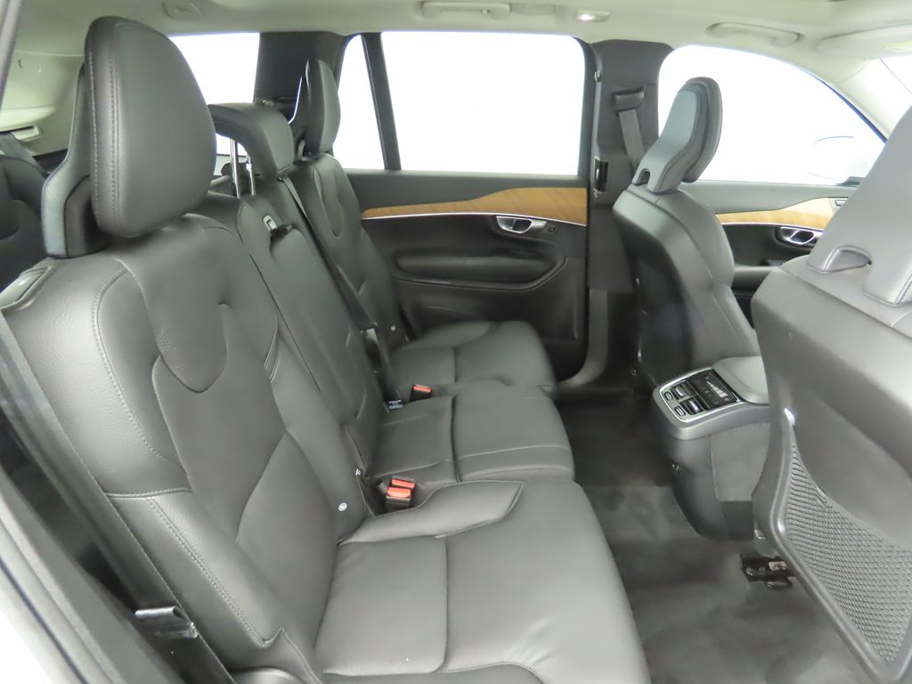 Thumbnail: 2024 Volvo XC90 - 22