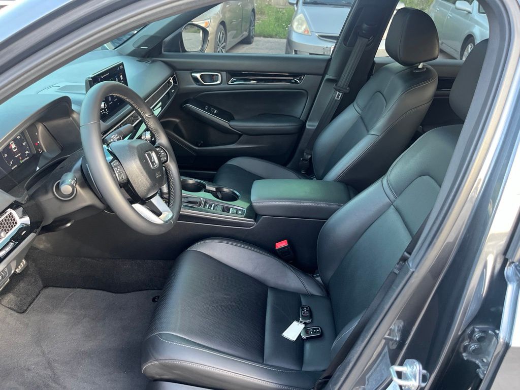 Certified Used 2025 Gray Honda Sport image 11