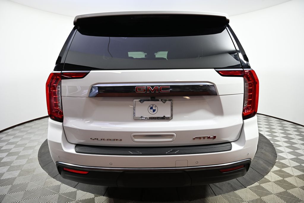 2023 GMC Yukon AT4 4