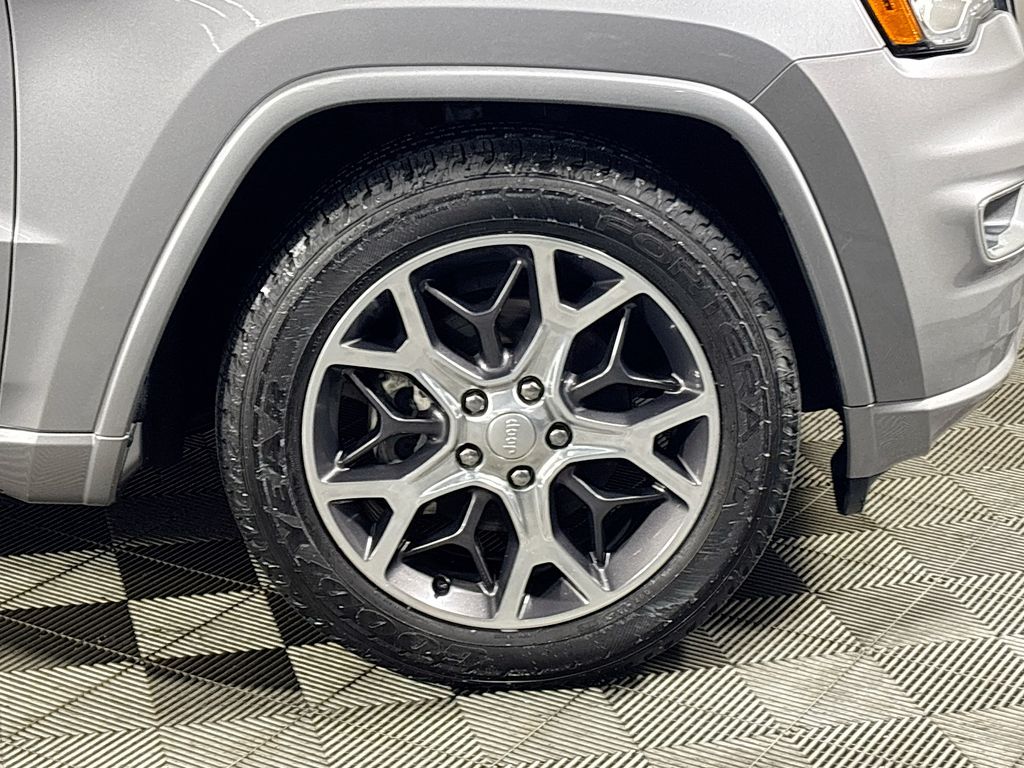 2020 Jeep Grand Cherokee Overland