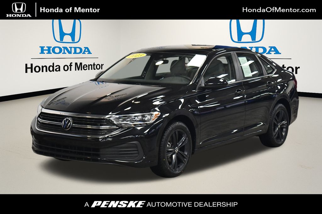 Thumbnail: 2023 Volkswagen Jetta - 1