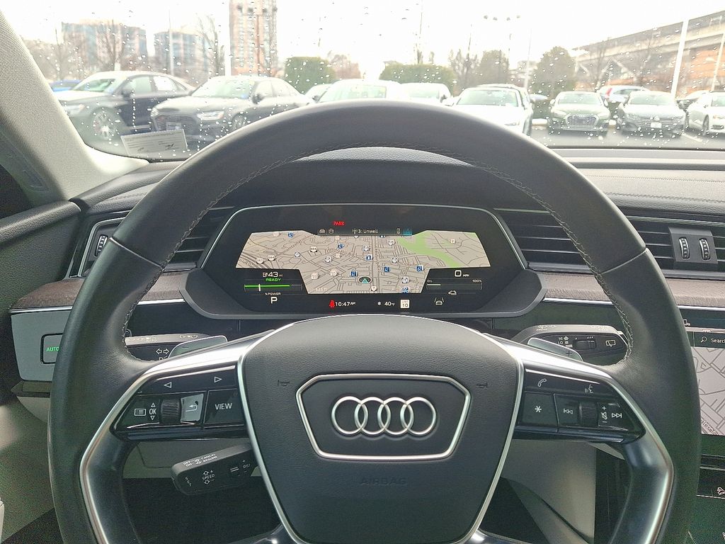 Thumbnail: 2024 Audi Q8 e-tron - 20