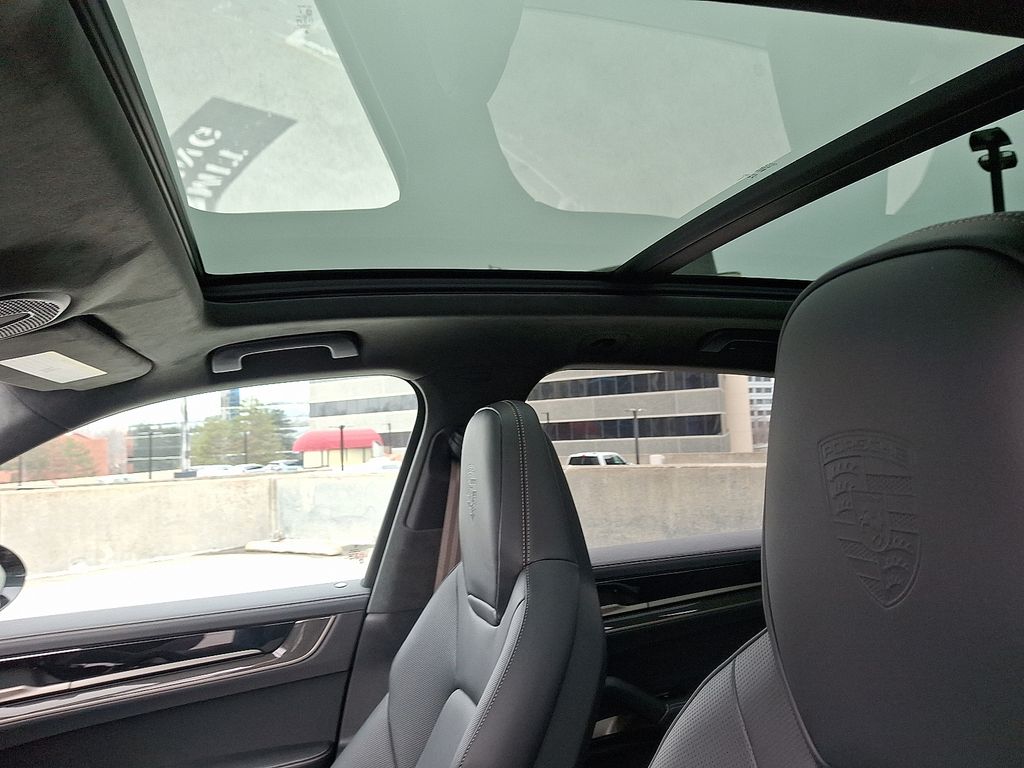 Thumbnail: 2026 Porsche Cayenne - 15