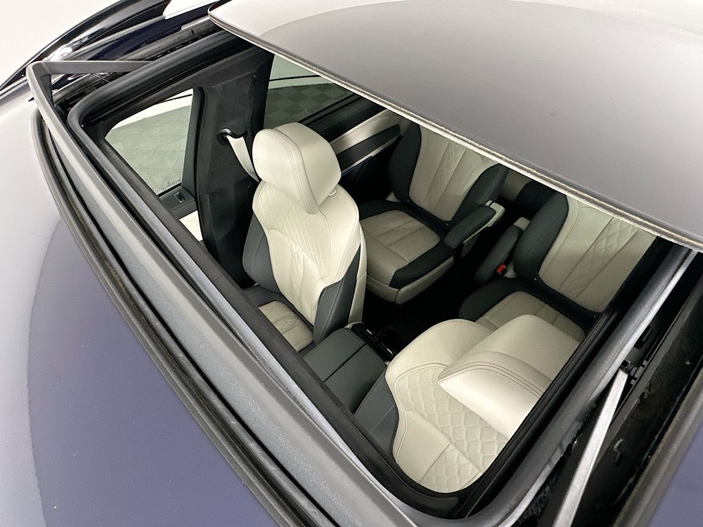 Thumbnail: 2025 BMW X7 - 22