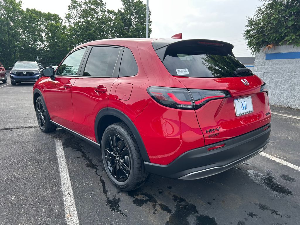 Thumbnail: 2027 Honda HR-V - 3