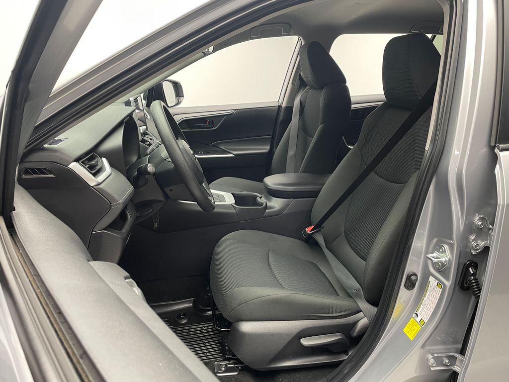 Thumbnail: 2023 Toyota RAV4 - 13