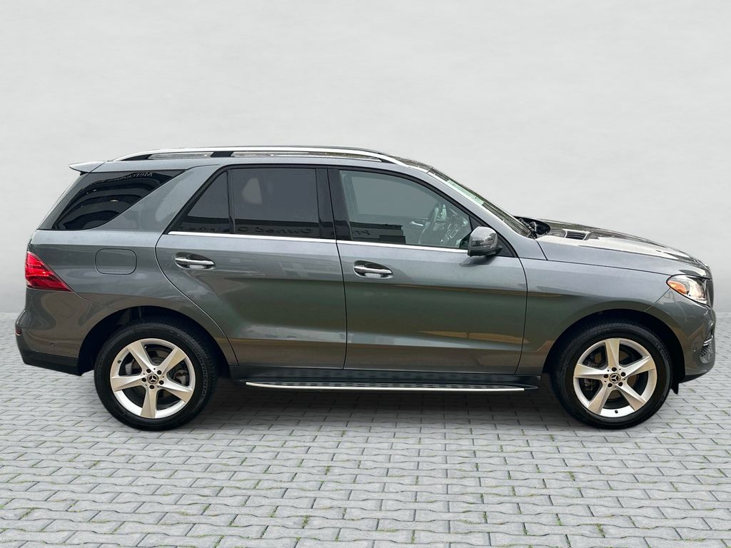 Thumbnail: 2018 Mercedes-Benz GLE - 4