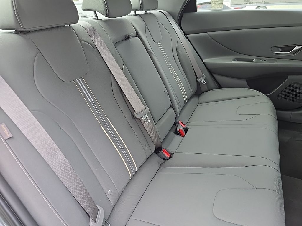 Thumbnail: 2026 Hyundai Elantra - 24