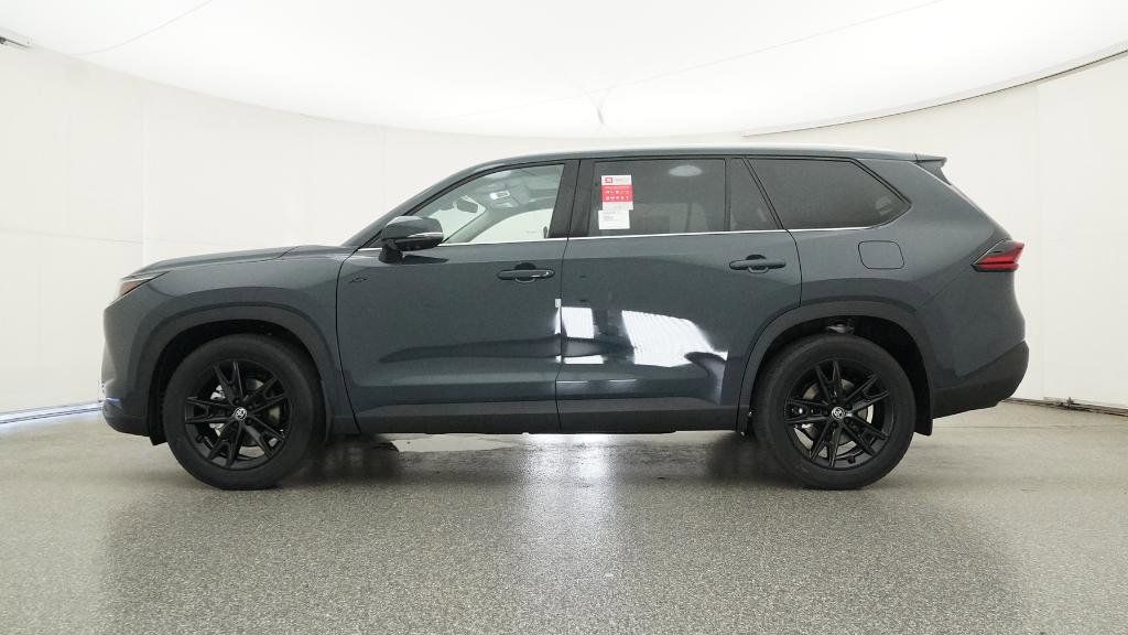 2025 Toyota Grand Highlander Limited 8