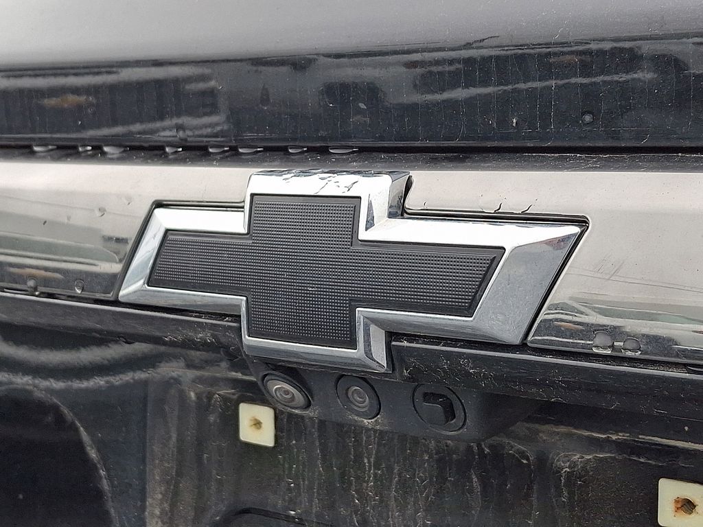 2023 Chevrolet Traverse RS Black at Luther Ford